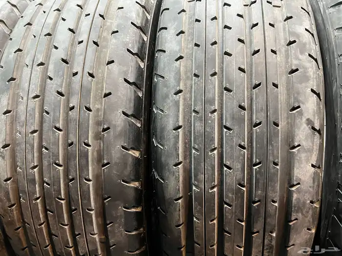 كفرات شاهين سيام مقاس 900 18 37