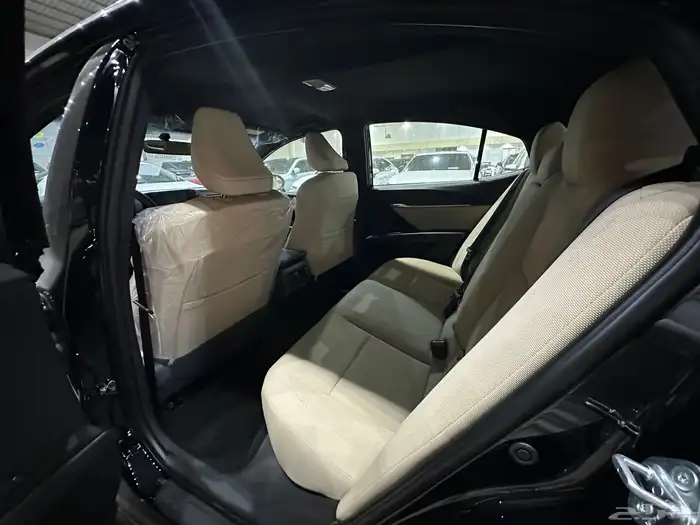 تويوتا كامري E موديل 2025 أصفار 21