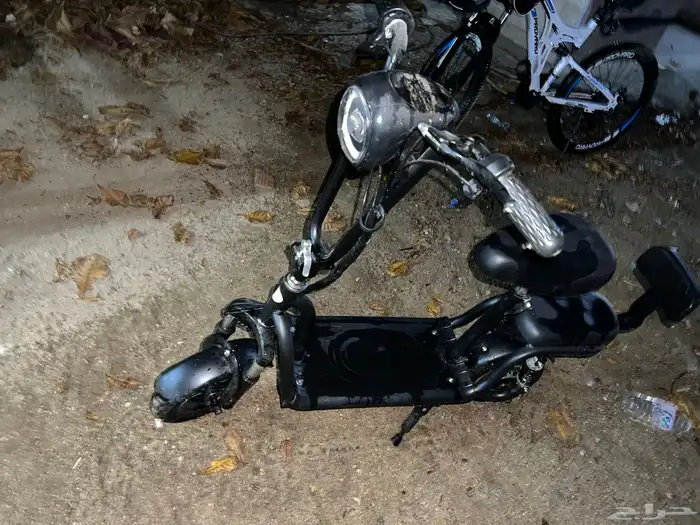 للبيع سكوتر ابو سلة و دراجه رياضيه 2