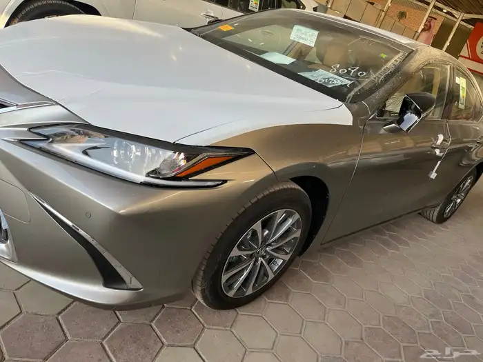 لكسز es250 1