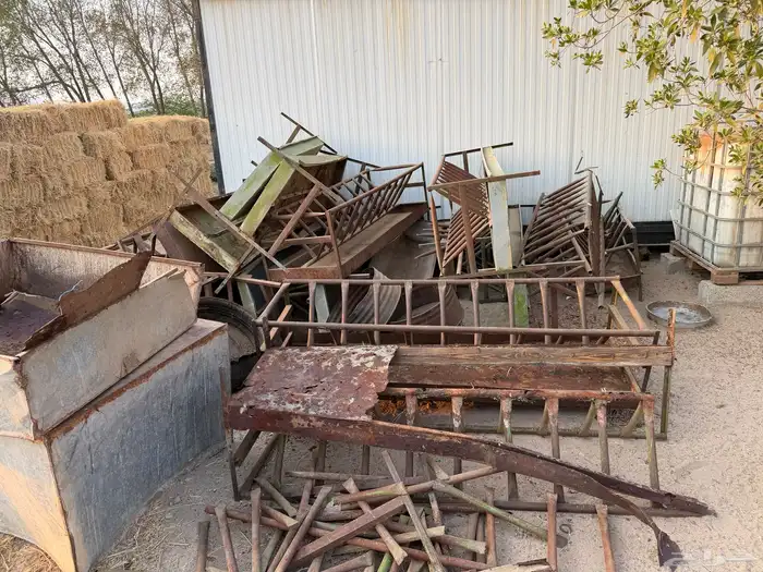 معالف حديد مستعمله للبيع 5