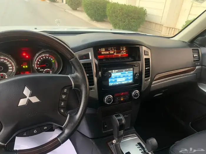 باجيرو ربع فل كامل 2016 نظيف 22