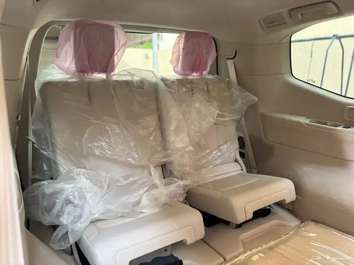 لاند كروزر 2023 GXR أعلى فئة L5 سعودي فل كامل 27