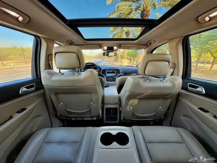 جيب جراند شيروكي فل كامل ليمتيد 26