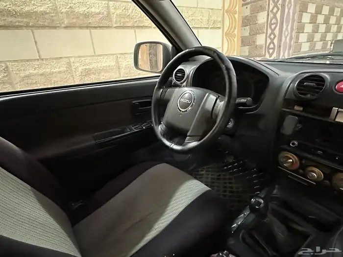 ايسوزو ديماكس 2008 13