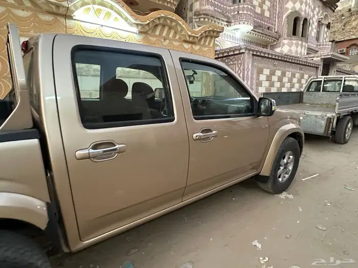 ايسوزو ديماكس 2008 7