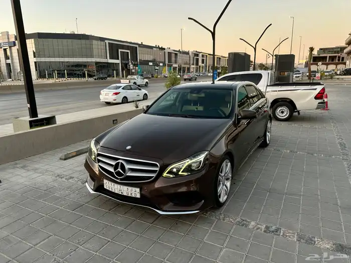 مرسيدس e300 2014 نظيف للمستخدم 26