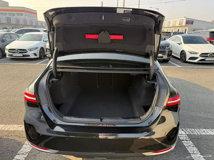 BMW 5 series (G60)520i (2024) 27