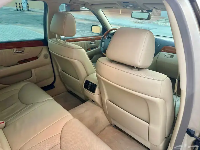 لكزس LS430 2004 مخزن نظيف جدا 36