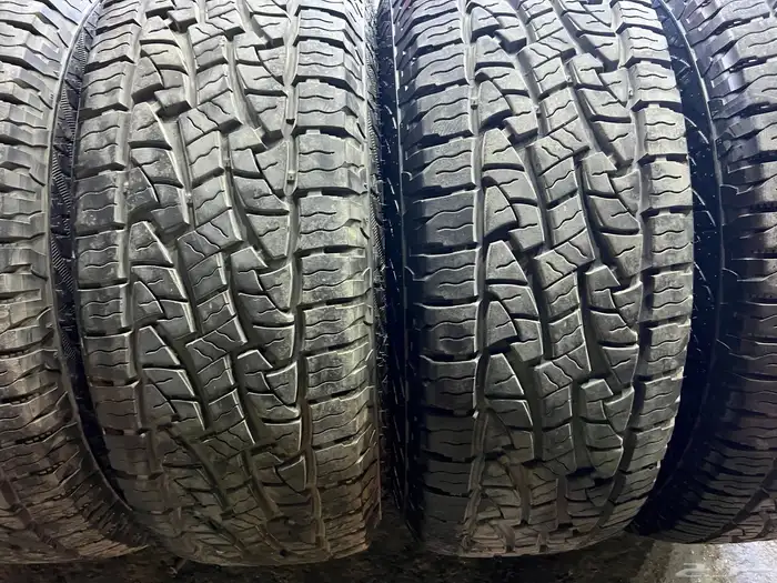 جنوط سوبر سفاري مع كفرات رودستن  مقاس 285.70.17 تاريخ 24 16