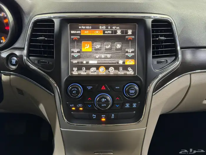 جراند شيروكي ليمتد 2014 ( V8 بحالة الوكالة ) 27