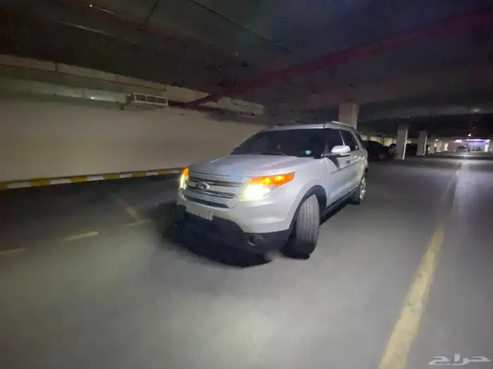 فورد اكسبلور 2012 فئه ليمتد بحاله ممتازه 1