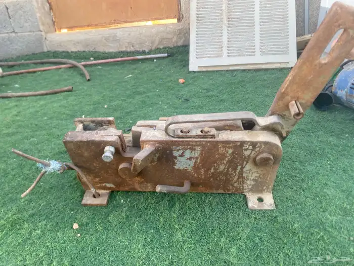 مقص حديد ألماني مسلح 2