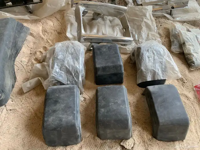 قطع غيار تايوتا هايلوكس 86-85-84 4