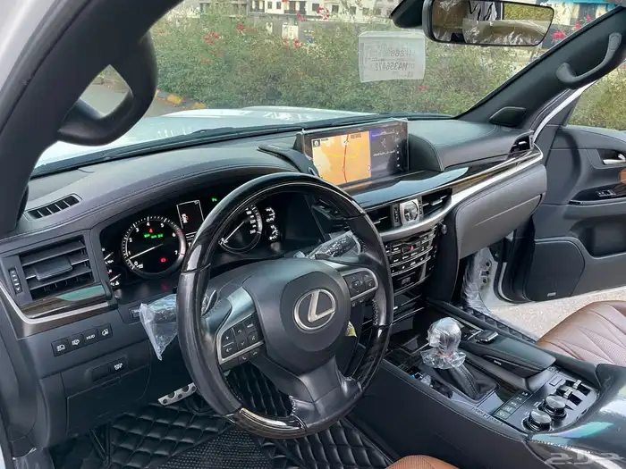 لكزس ( مخزن ) 61