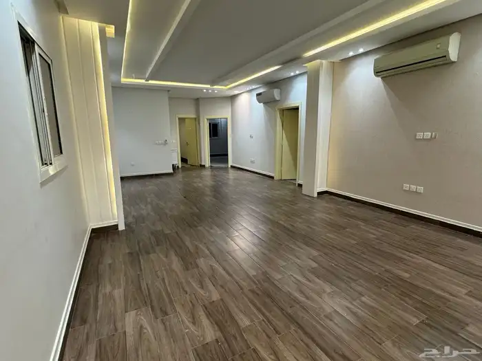 شقة للإيجار السنوي حي النرجس ( القمراء 3) 6