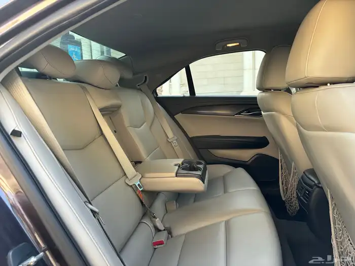 كاديلاك ATS 2015 17