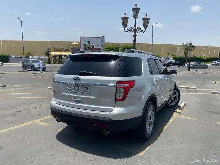 فورد اكسبلور 2012 فئه ليمتد بحاله ممتازه 6