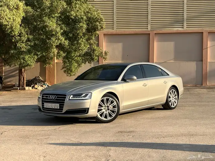 أودي A8 L 17