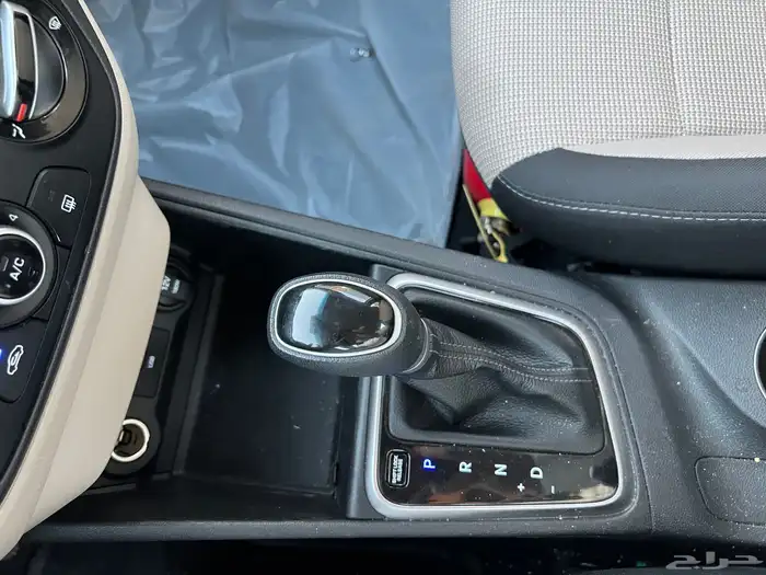 هيونداي اكسنت 2023 نص فل 12