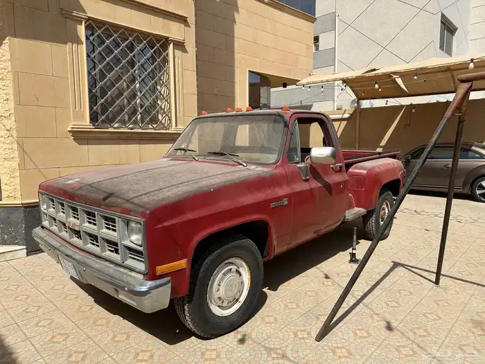 سيرا موديل 1982 شرط المكينه والجير وعندك البدي ماشاءالله 3