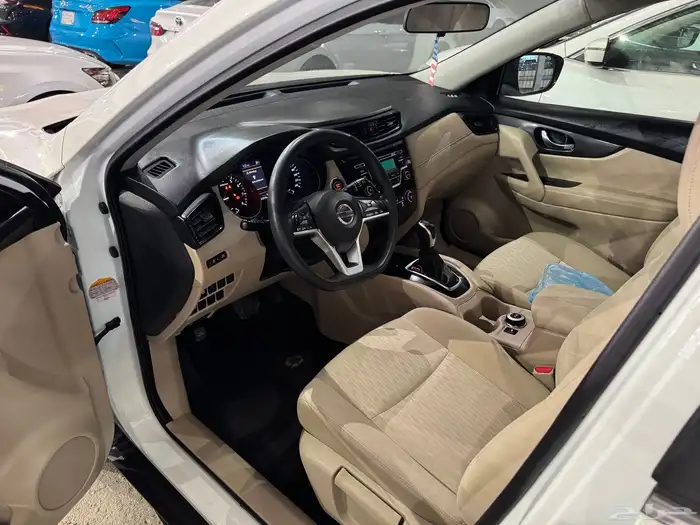 للبيع نيسان اكستريل موديل 2022 دبل 6