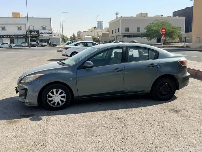 مازدا 3 موديل 2013 7