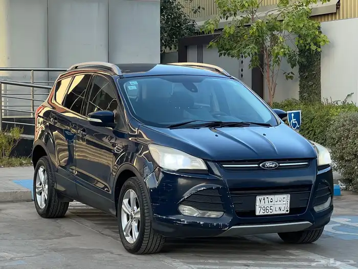 فورد اسكب 2015 (بحالة ممتازة) 3