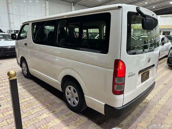 تويوتا باص هايس موديل 2016 ممشى قليل ركاب نظيف 18