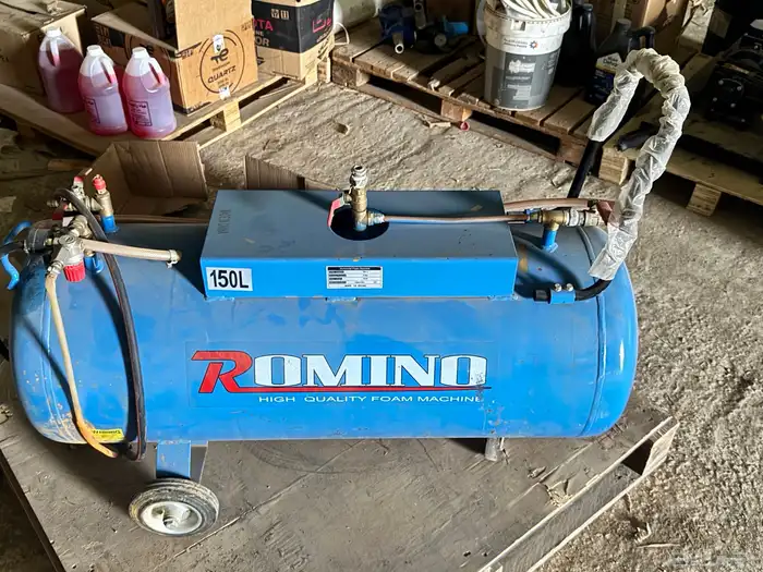 كمبروسر رغوة 150 لتر رومينو للبيع 0