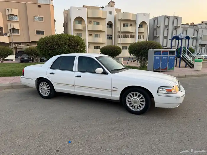 فورد ماركيز 2011 للبيع 1