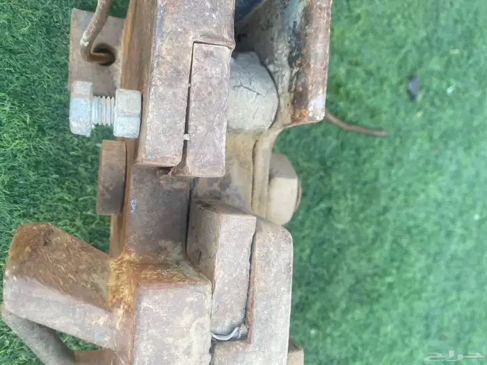 مقص حديد ألماني مسلح 3