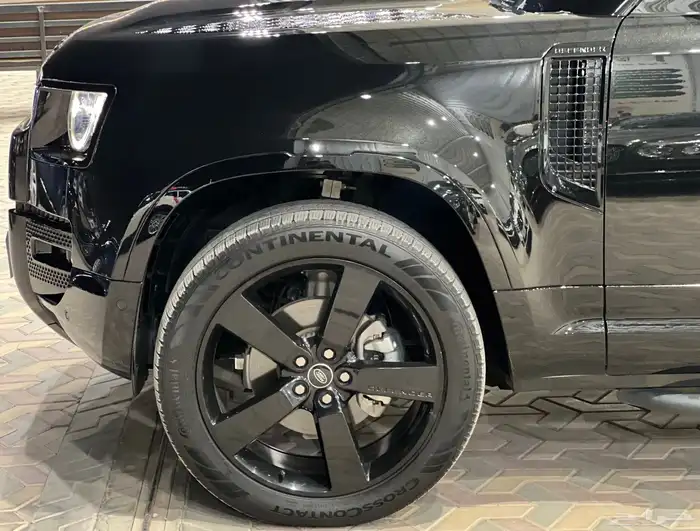 ديفندر 2023 ناغي 5