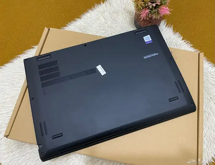 لابتوب لينوفو Thinkpad x1 Yoga شاشه لمس 360 كور i7 2