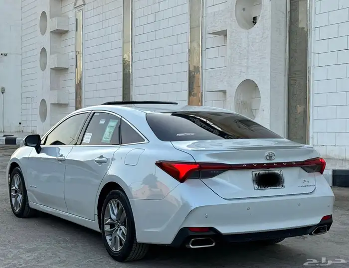 تويوتا افالون 2019 9