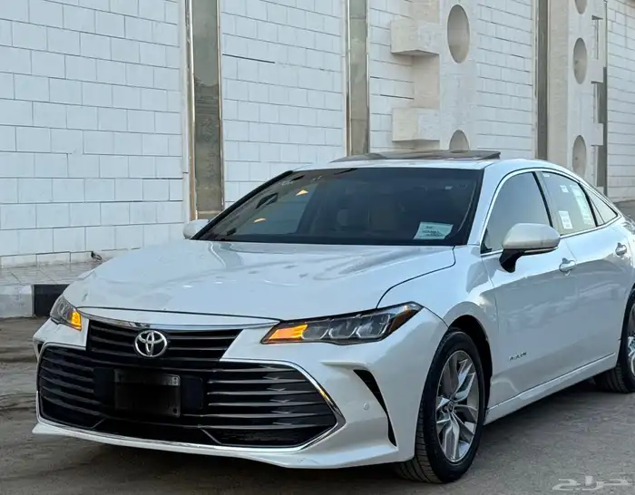تويوتا افالون 2019 3