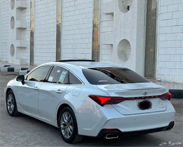 تويوتا افالون 2019 8