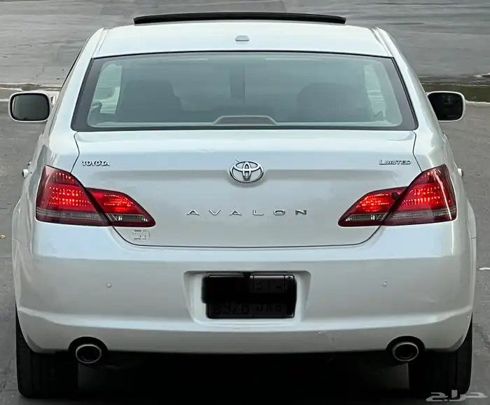 تويوتا افالون 2010 فل سعودي 10