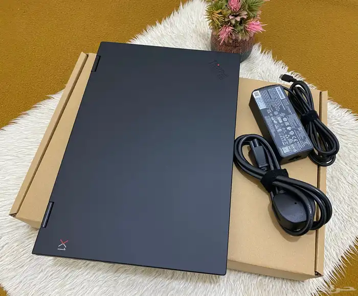 لابتوب لينوفو Thinkpad x1 Yoga شاشه لمس 360 كور i7 12
