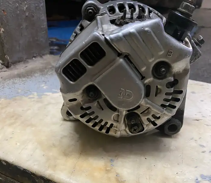 للبيع دينمو دينسو كامري 2006 300 ريال اخر 1