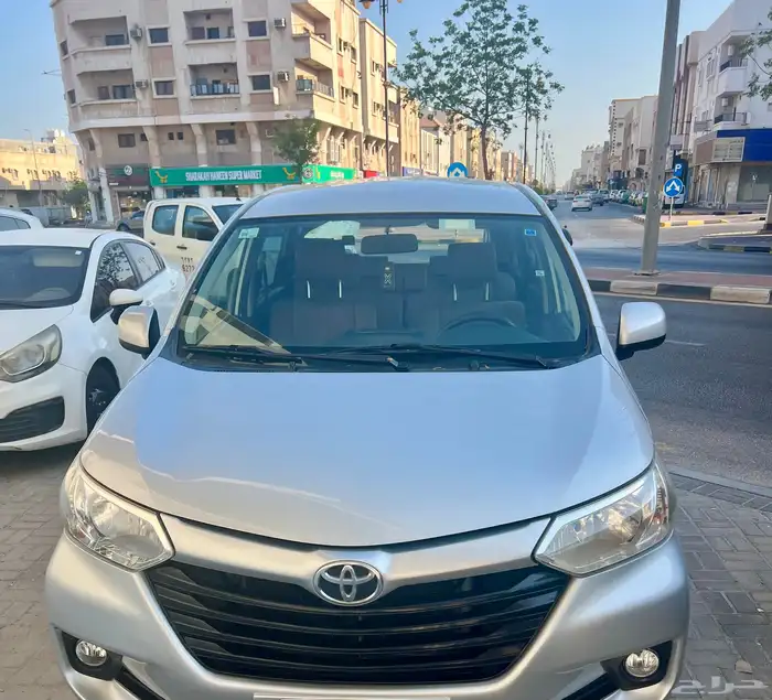 تويوتا افانزا 2018 8