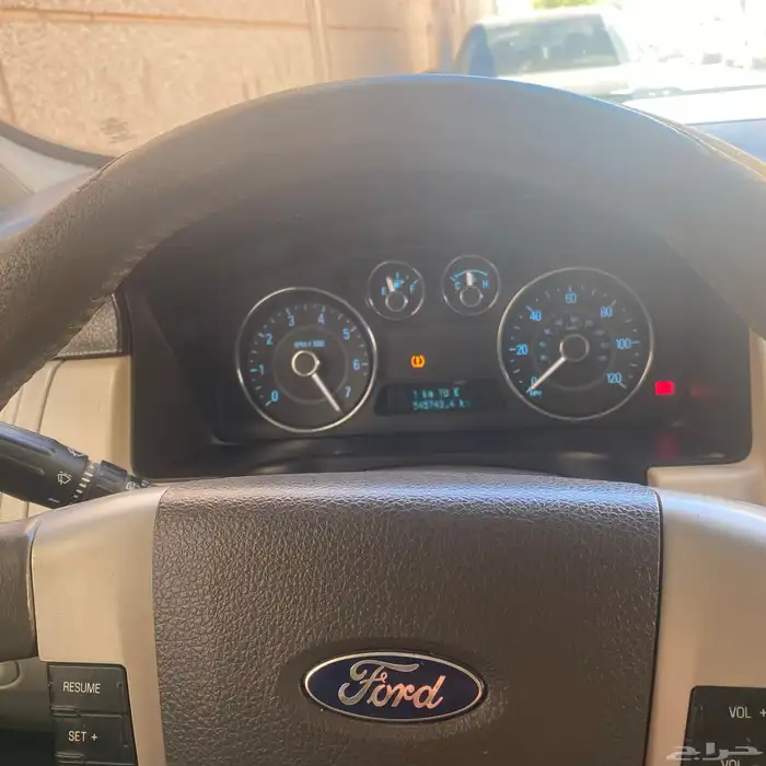 فورد فلكس بدي وكالة وننظيف جدا 0