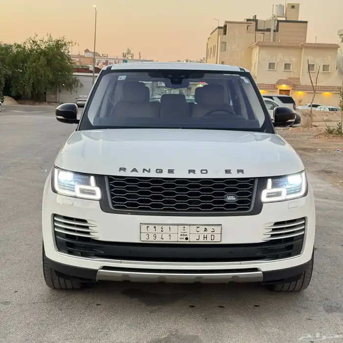 لاندروفر Range Rover HSE موديل 2019م (وارد الناغي) 1