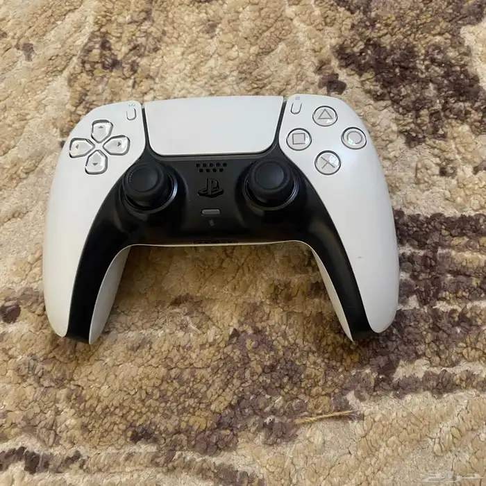 يدة سوني فايف بكرتونها 2