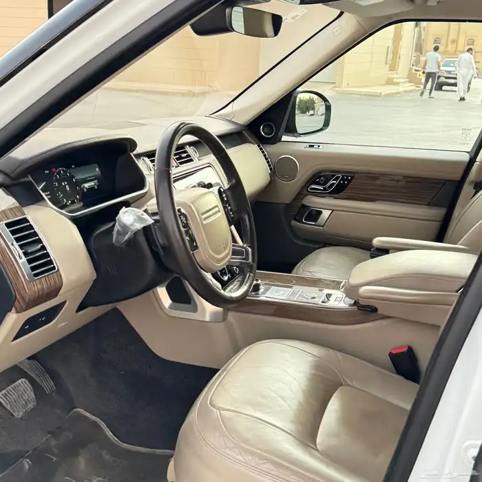 لاندروفر Range Rover HSE موديل 2019م (وارد الناغي) 10