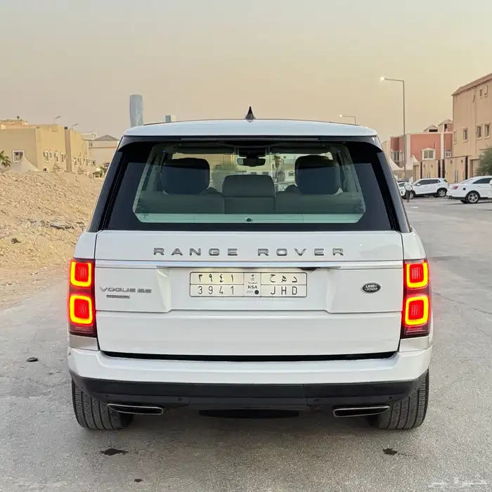 لاندروفر Range Rover HSE موديل 2019م (وارد الناغي) 3