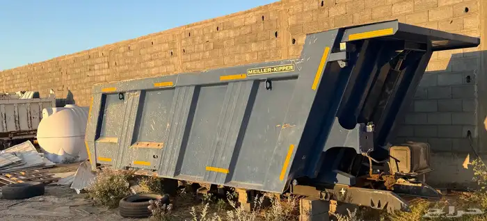 صندوق قلاب للبيع 1