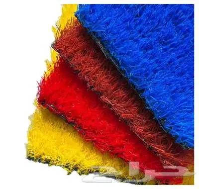 عشب اصطناعي جميع الالوان و املاعب كرة قدم غولف بادل و النادي 4