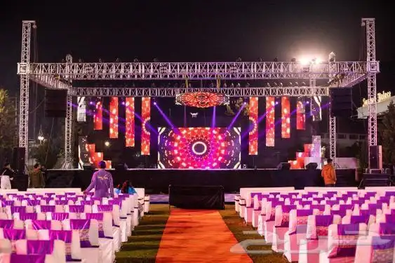 تاجير شاشات عملاقه وتنظيم معارض وموتمرات 2