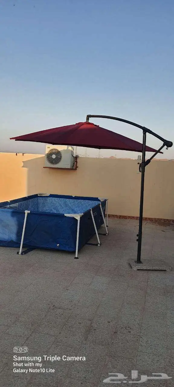 مسبح مع غطاء وفلتر ومظلة مع ستاتد رخام 0